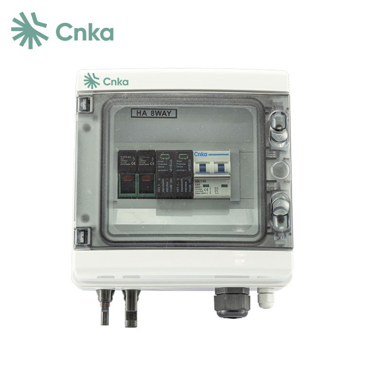 Hoe optimaliseert een PV-combinerbox zonne-energiesystemen?